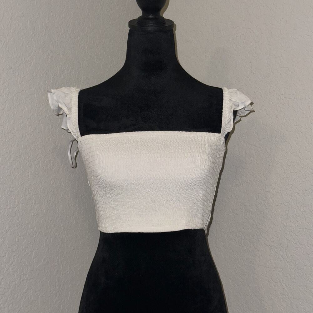 Lulus Smocked Crop Top Women’s Medium White Ruffle Strap Sleeveless Square Neck